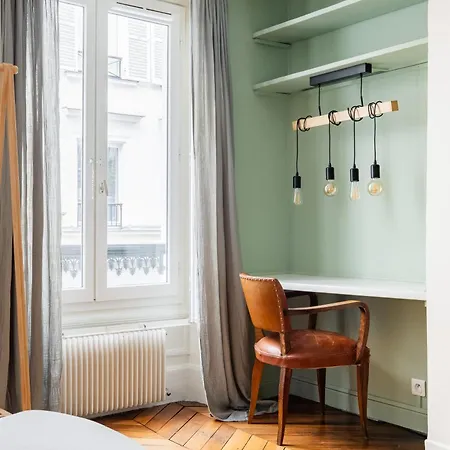 Veeve - Chic By Bonne-nouvelle